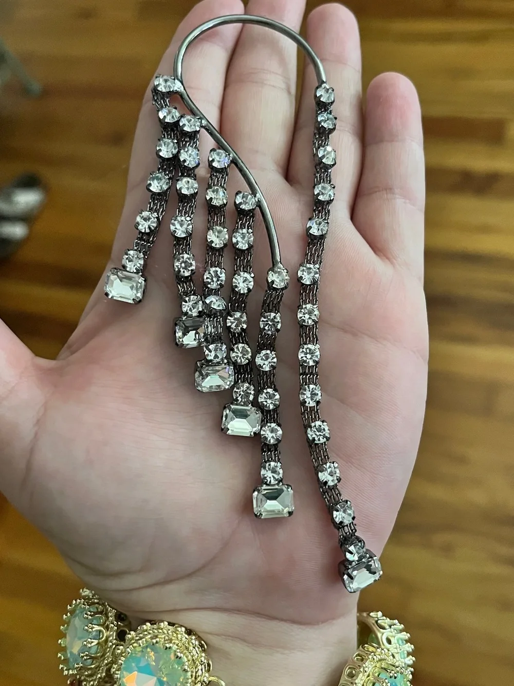 Rhinestone Dangle Ear Cuff - Silver Tone
